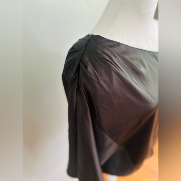 Lulu's Black Asymmetrical The Ballads One Shoulder Black Satin Blouse Size M - Picture 9 of 10